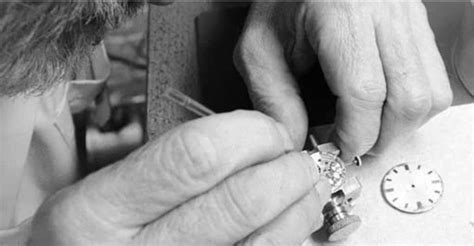 watch technicians jewelry & repairs.